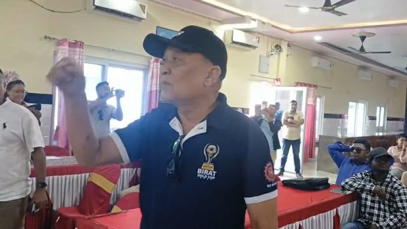 कार्यक्रमममा बोलाएर मन्त्रीहरुले आफ्नो समस्याहरु नसुनेको भन्दै सहभागीहरुको आक्रोस