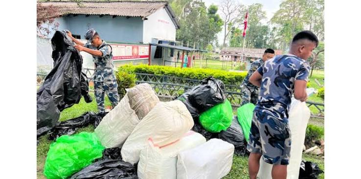 सप्तकोशी मा तैरिरहेको ३०८ किलो गाँजा बरामद, भारत तस्करीको आशंका