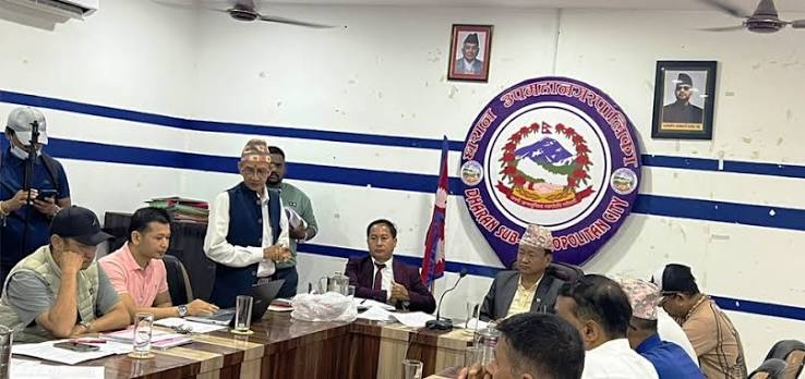 विवादले रोकियो धरानको बजेट, कार्यपालिका बैठक एजेन्डामै प्रवेश नगरी स्थगित