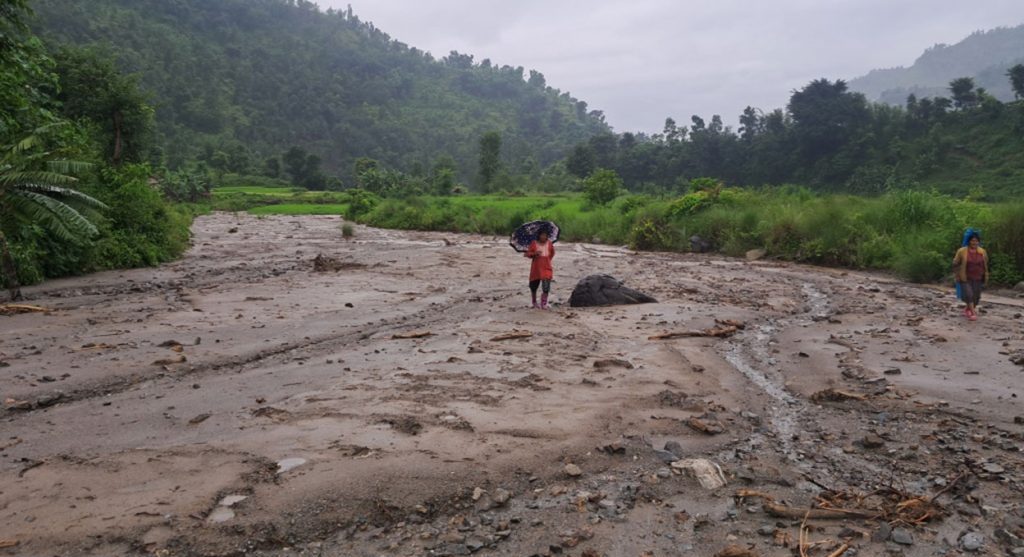 बाढीले खोटाङमा धानखेतमा क्षति